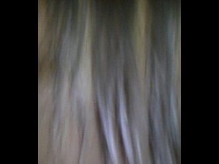 hermana gritona