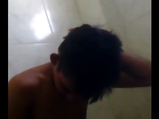 gwapong bagets jakol