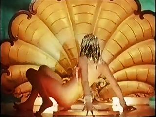 geisha erotic performance