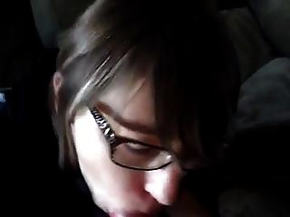 beutiful klixen model mouth fucking and cums in
